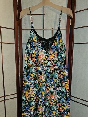Forever 21 Black Floral Lace-Trim Spaghetti Strap Dress